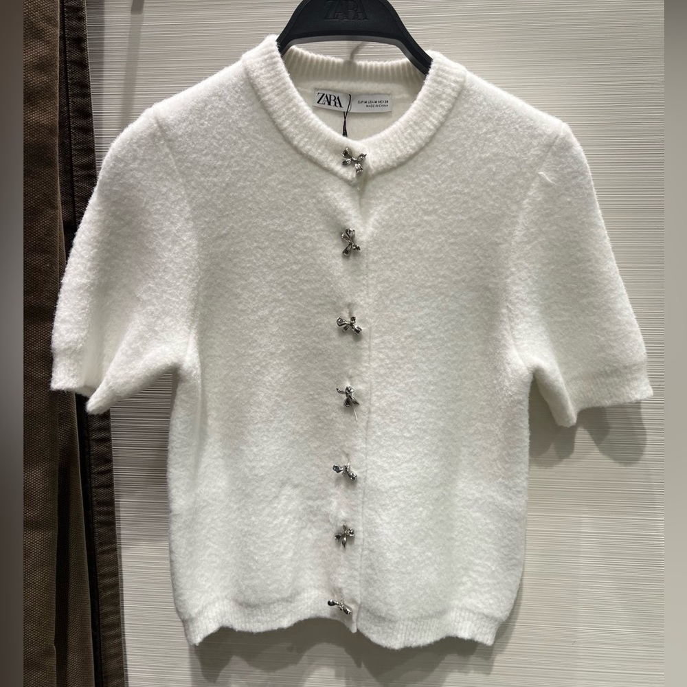 NWT Zara Women's White Bow Shaped Button Knit Cardigan Size M